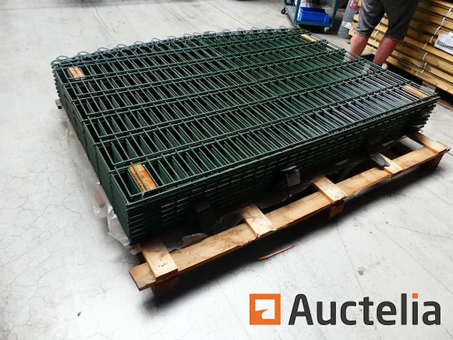Ref:n030427 - 18 stijve hek panelen betafence decofor arco green 6005 - afbeelding 3 van  4