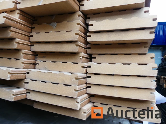 Ref:num inv : 54 - 111 composiet houten vlonderplanken - afbeelding 1 van  6