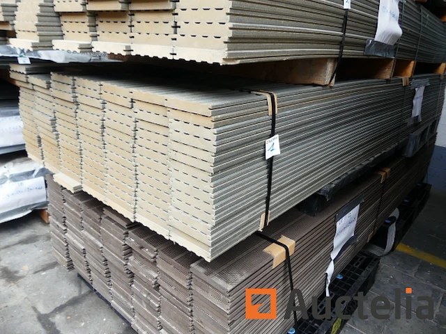 Ref:num inv : 66 - 105 composiet houten vlonderplanken - afbeelding 5 van  5