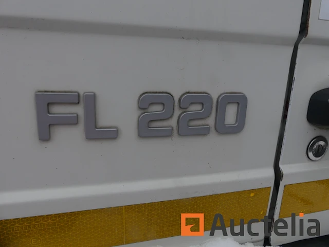 Ref:nummer imat : pli986 - vrachtwagen veegmachine volvo fl6h15. o - afbeelding 24 van  39