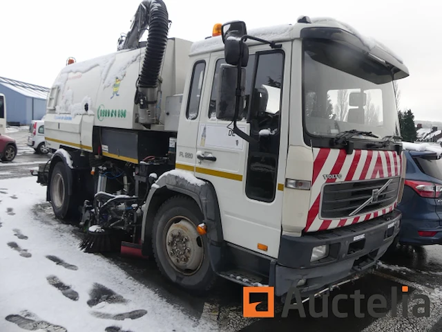 Ref:nummer imat : pli986 - vrachtwagen veegmachine volvo fl6h15. o - afbeelding 29 van  39