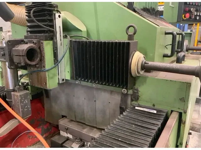 Reform ar10 type 7 vlakslijpmachine - afbeelding 8 van  9
