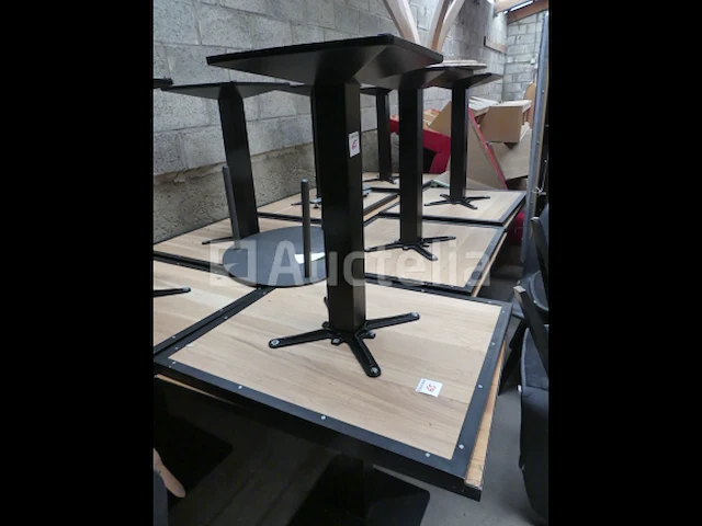 Ref:renkin depot - 14 serveertafels 80x80 - afbeelding 3 van  4