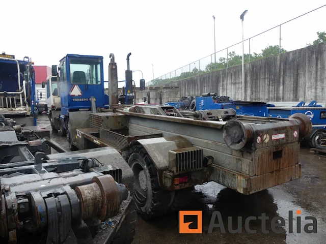 Ref:tvd-88-d - terberg yt180 container vrachtwagen (2002-21.500 km) - afbeelding 4 van  24