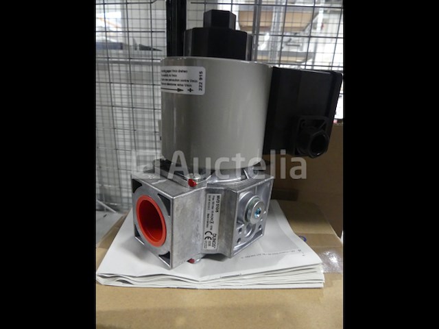 Regelaar en magneetventiel - afbeelding 4 van  14