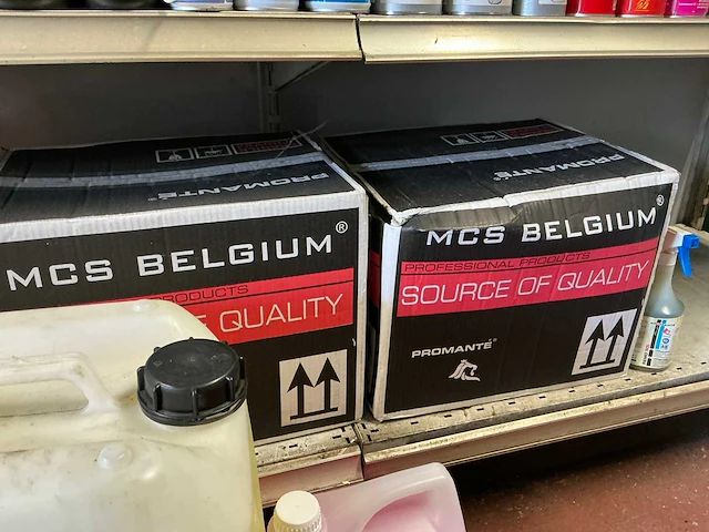 Reinigingsproducten, adblue en zomer ruitensproeier - afbeelding 7 van  7