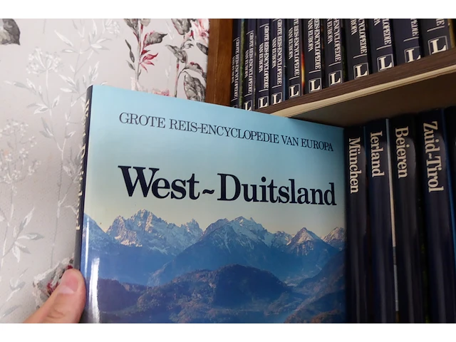 Reisboeken door europa - afbeelding 3 van  6