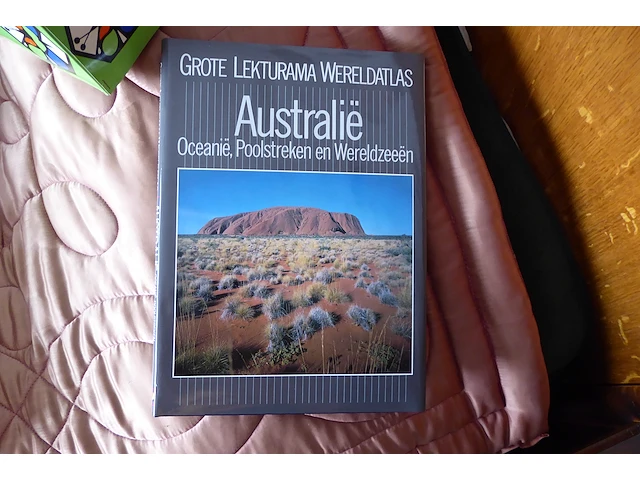 Reisboeken werelddelen - afbeelding 2 van  3