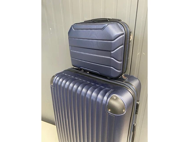 Reisset - reiskoffer + beautycase - ormi - afbeelding 5 van  6