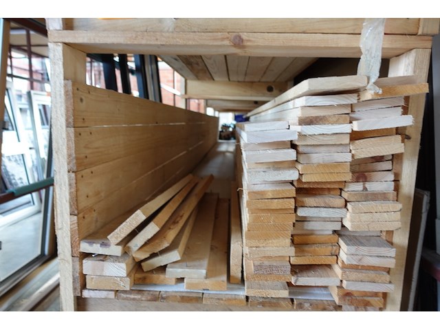 Rek + inhoud - afbeelding 3 van  7