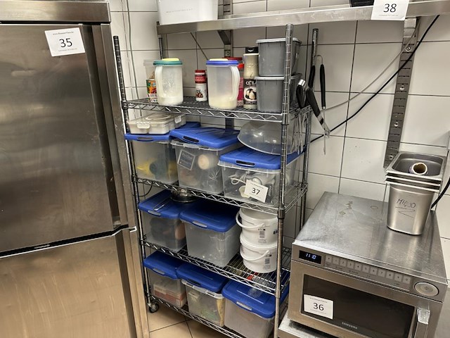 Rek + inhoud - afbeelding 1 van  3