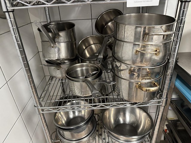 Rek + inhoud - afbeelding 4 van  5