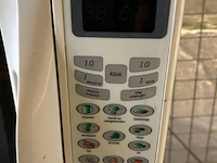 Rek met inhoud - afbeelding 3 van  6