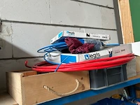Rek met inhoud - afbeelding 9 van  9