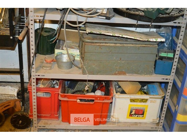 Rek met inhoud - afbeelding 4 van  6