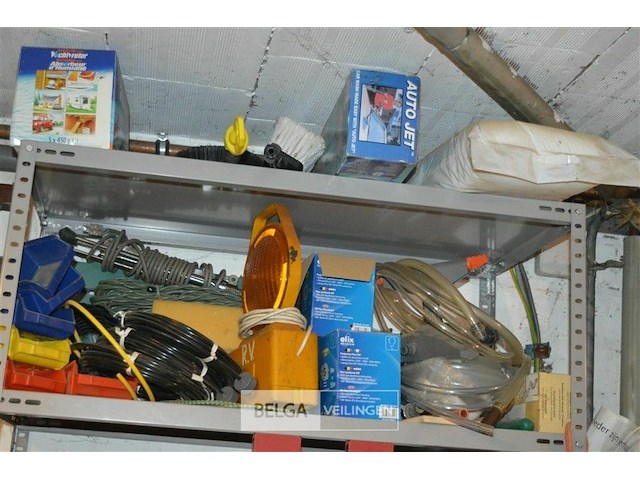 Rek met inhoud - afbeelding 6 van  6