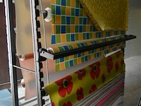 Rek met plastieke tafellakens - afbeelding 6 van  6