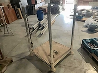 Rek voor big bags + klemmen voor betonkeerwanden - afbeelding 1 van  3