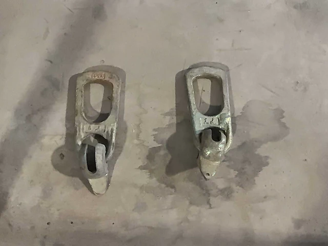 Rek voor big bags + klemmen voor betonkeerwanden - afbeelding 2 van  3