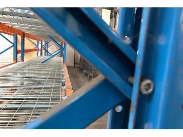 Rek wordt niet verkocht - afbeelding 4 van  4