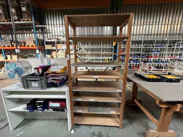 Rek - afbeelding 1 van  3