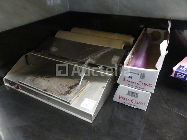 Rekfoliedispenser met verwarmingsplaat - afbeelding 1 van  9