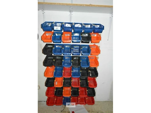 Rekjes (bakjes) met inhoud - afbeelding 1 van  3