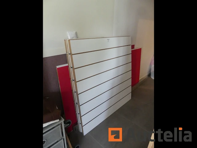 Rekken, toonbanken en rekken voor winkels - afbeelding 4 van  15