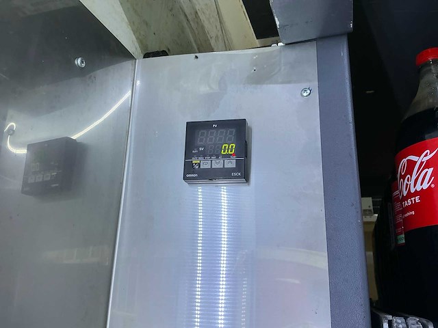 Release iii volledig geautomatiseerde verkoopautomaat - afbeelding 16 van  26