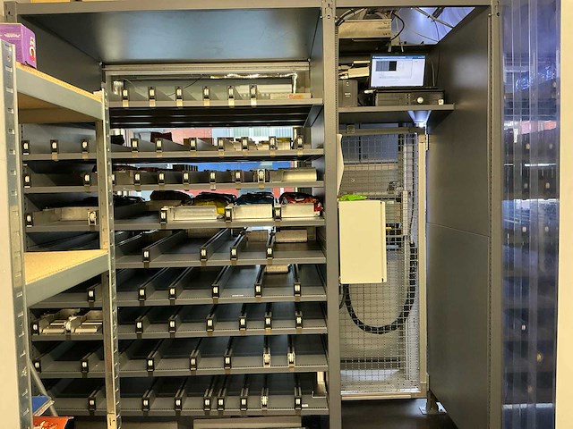 Release iii volledig geautomatiseerde verkoopautomaat - afbeelding 24 van  26