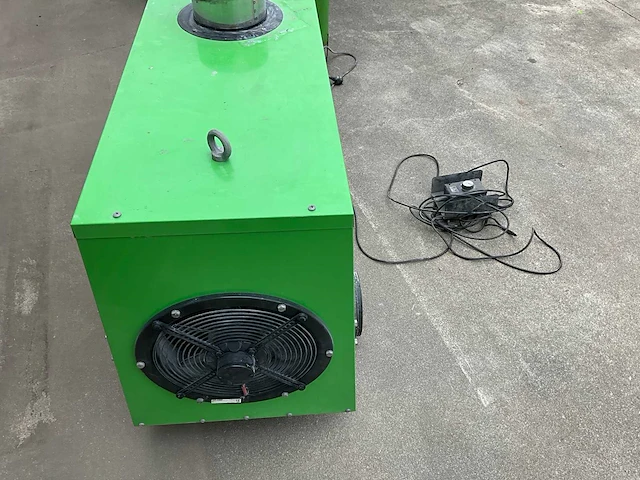Remco cla40 heteluchtkanon + extra tank - afbeelding 10 van  13