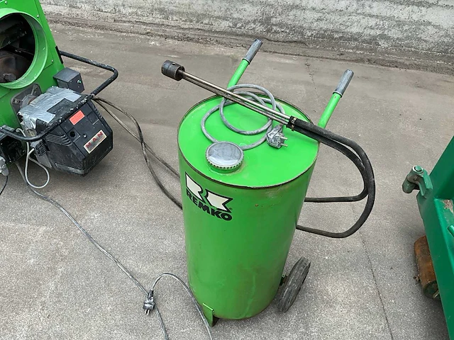 Remco cla40 heteluchtkanon + extra tank - afbeelding 6 van  13