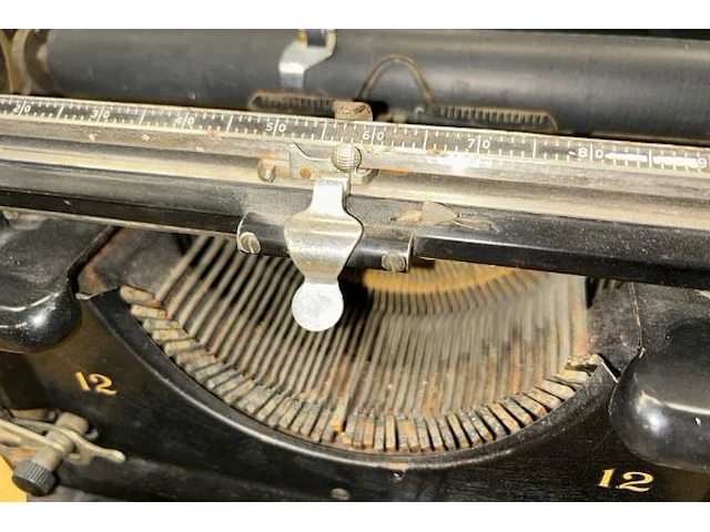 Remington typmachine n°12 - afbeelding 4 van  6