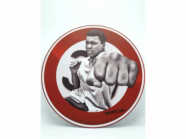 Remix - muhammad ali (banksy hulde) - afbeelding 1 van  4