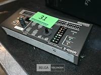Remote controller - afbeelding 1 van  4