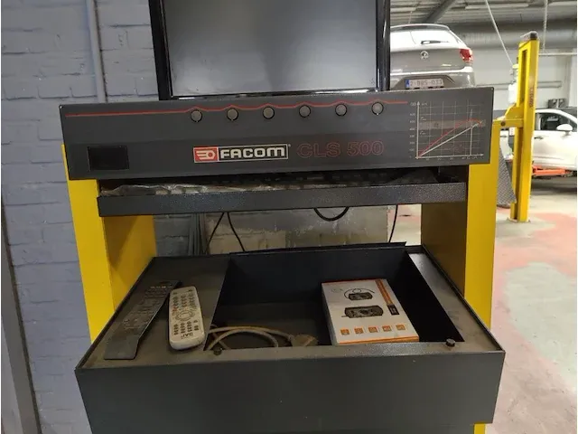 Remtestbank/ schokdempertestbank facom clc500 - afbeelding 8 van  11