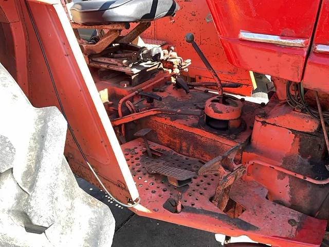 Renauld - master 2 - oldtimer tractor - afbeelding 13 van  22