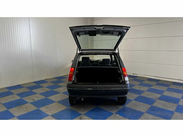 Renault - 1989 - 5 - personenauto - afbeelding 3 van  38
