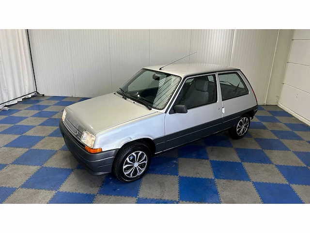 Renault - 1989 - 5 - personenauto - afbeelding 36 van  38