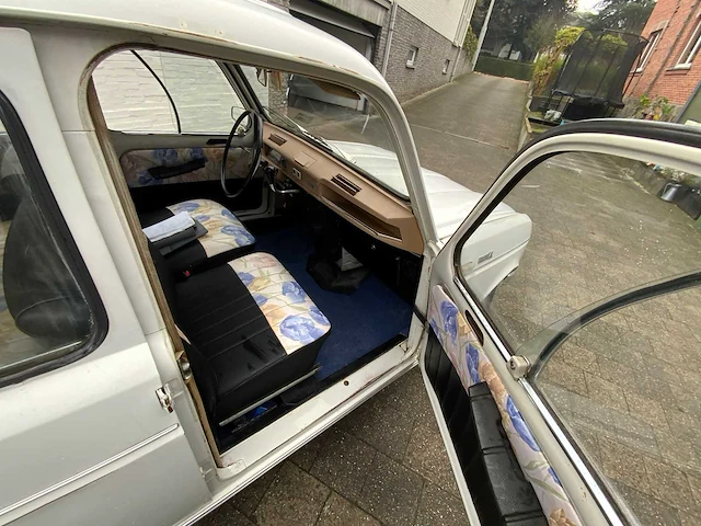 Renault - 1é serie - r4 super - oldtimer - afbeelding 5 van  40