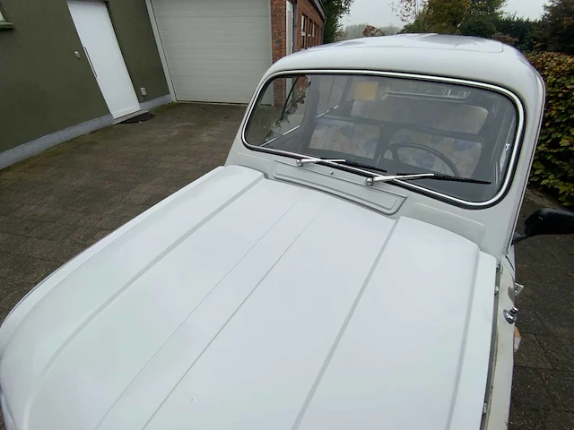 Renault - 1é serie - r4 super - oldtimer - afbeelding 10 van  40