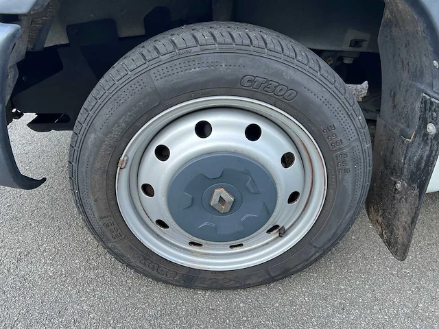 Renault - 2001 - master - rolstoelvervoer - personenauto - afbeelding 11 van  41