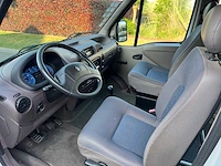 Renault - 2001 - master - rolstoelvervoer - personenauto - afbeelding 21 van  41