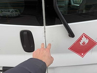 Renault - 2004 - trafic - bestelwagen - personenauto - afbeelding 3 van  30