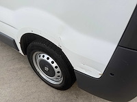 Renault - 2004 - trafic - bestelwagen - personenauto - afbeelding 30 van  30