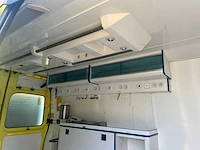 Renault - 2005 - master - ambulance - personenauto - afbeelding 10 van  29