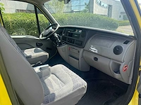 Renault - 2005 - master - ambulance - personenauto - afbeelding 17 van  29