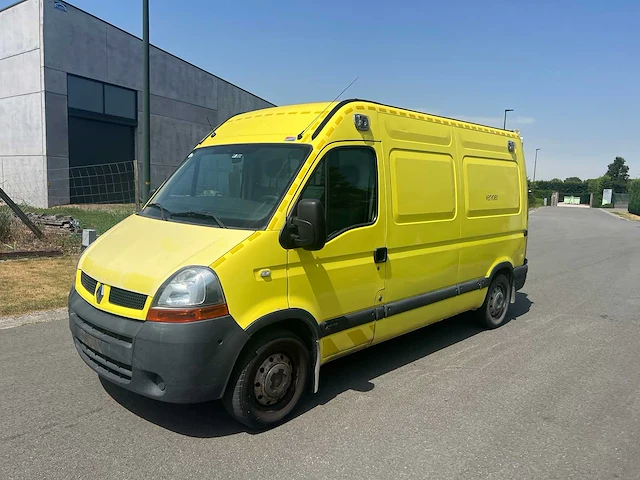 Renault - 2005 - master - ambulance - personenauto - afbeelding 12 van  29