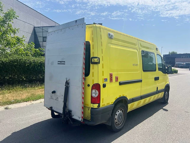 Renault - 2005 - master - ambulance - personenauto - afbeelding 29 van  29