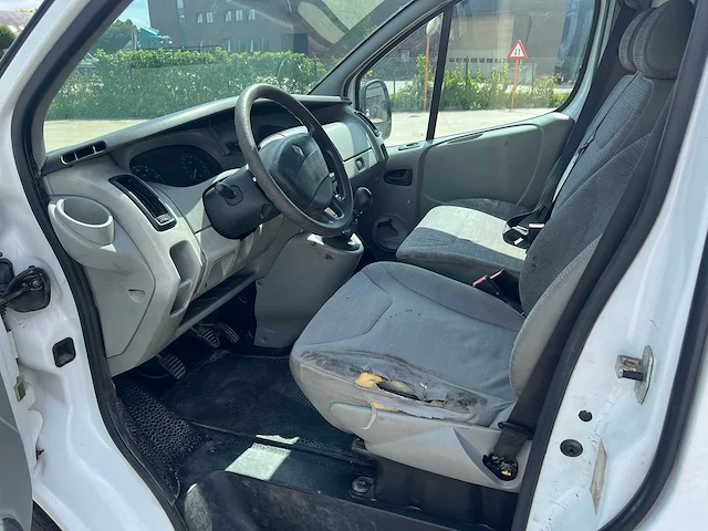 Renault - 2007 - trafic - personenauto - afbeelding 19 van  39